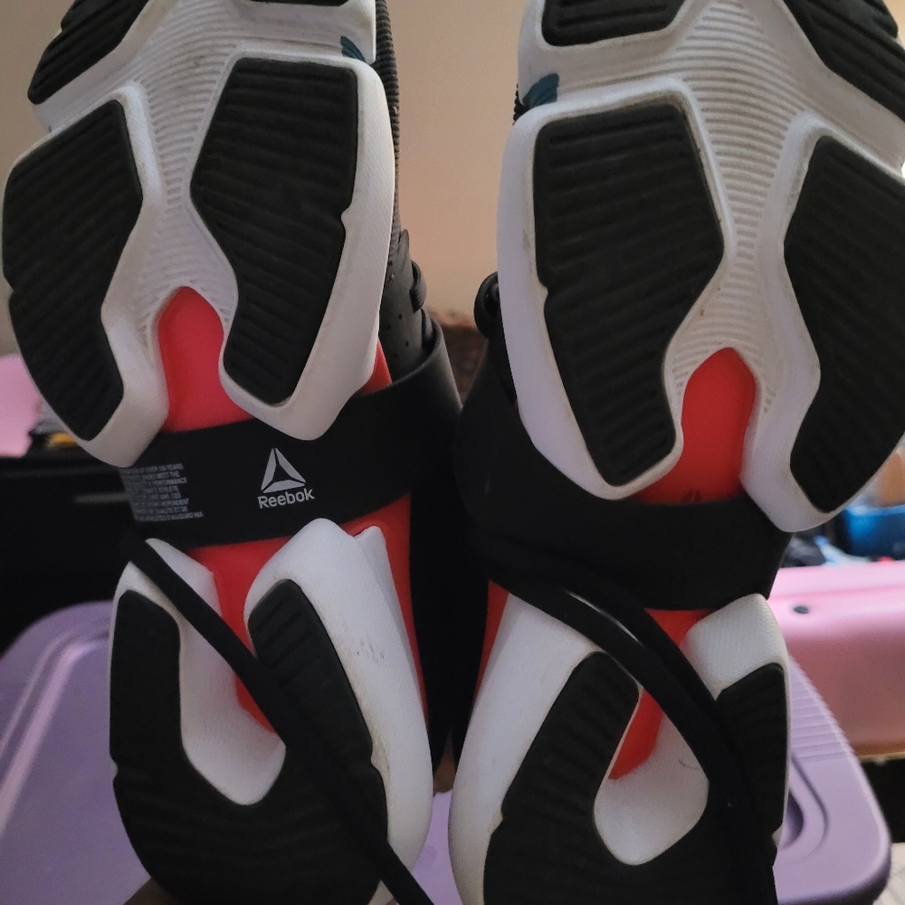 Shoes - Picture 2 of 2